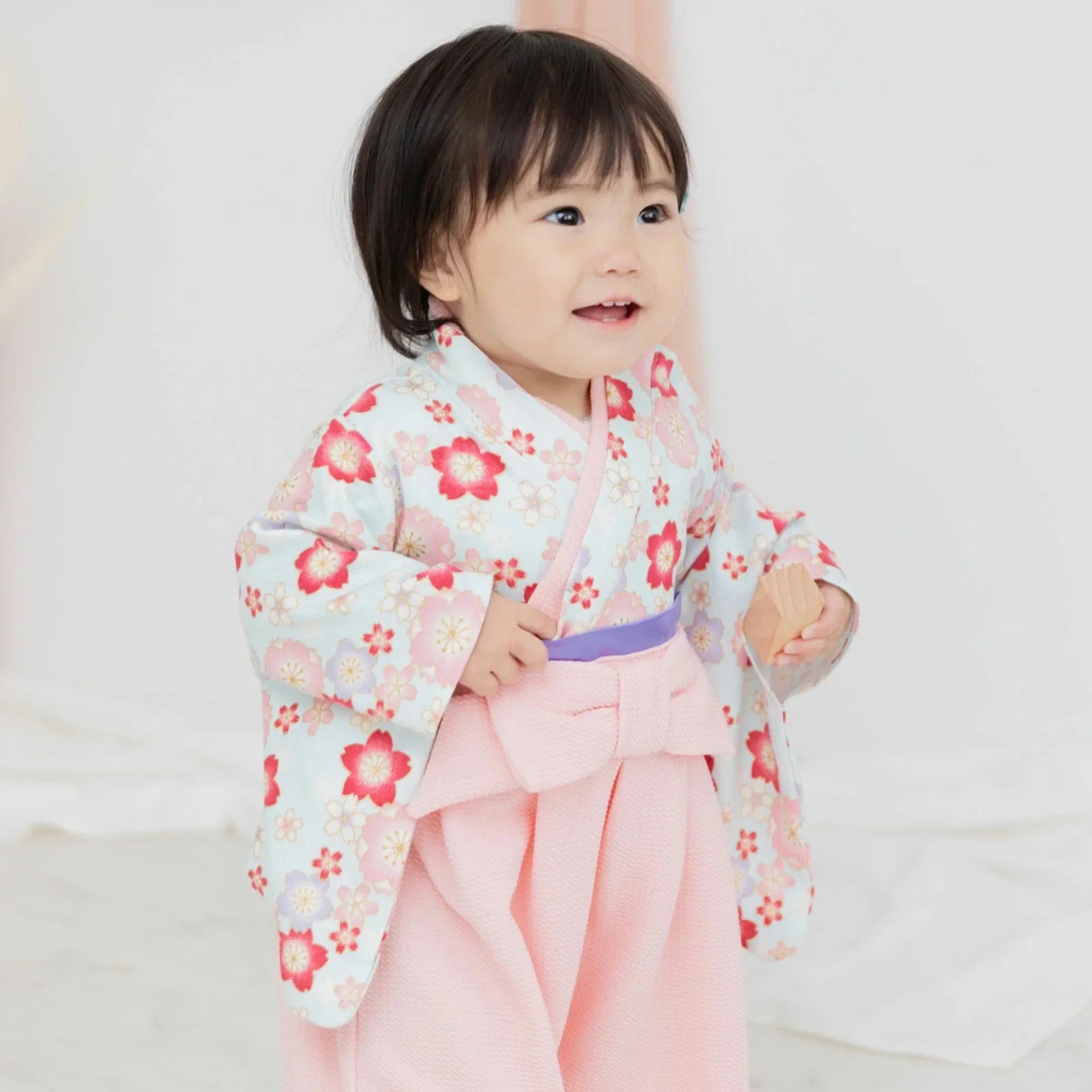 [現貨] 日本直送 Chil2 嬰兒粉紅櫻花圖案和服造型連身衣/BB衫 (60-80cm) - BB Dressup