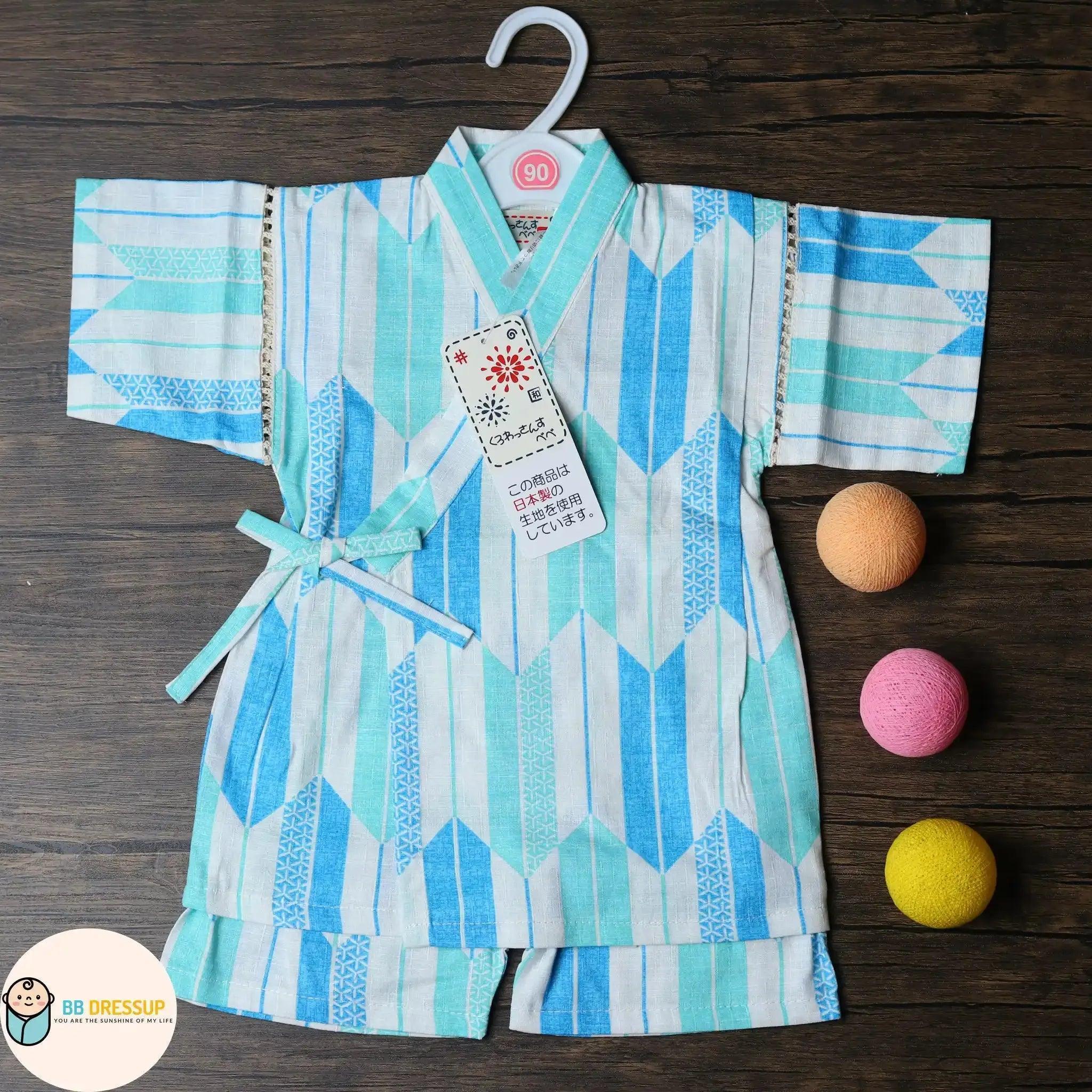 [現貨] 日本直送 東商店嬰兒粉藍色箭頭日本和服浴衣BB衫套裝 (90-95cm) - BB Dressup