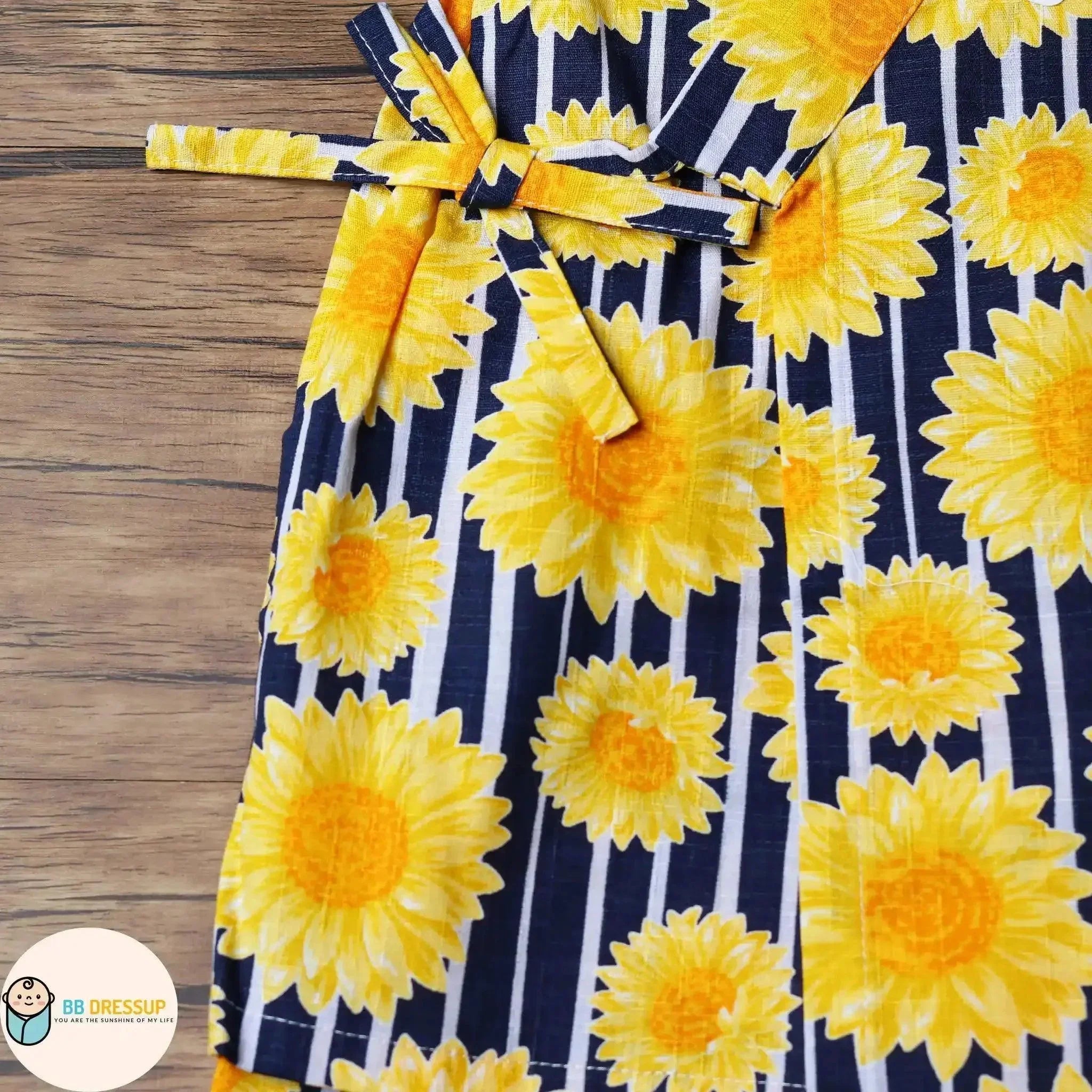 [現貨] 日本直送 東商店童裝藍色太陽花日本和服浴衣套裝(110-130cm) - BB Dressup